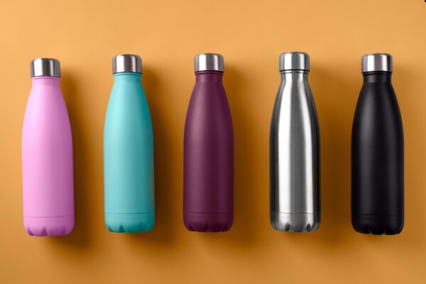 Gourde et thermos à personnaliser : le guide d’achat